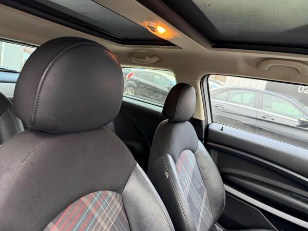 Mini Paceman view 5