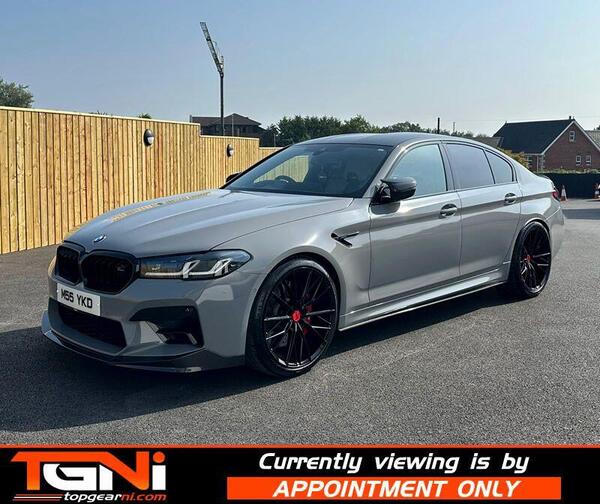 BMW M5 view 4
