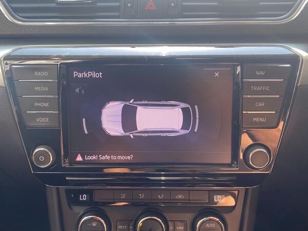 2016 Skoda Superb 1.6 TDI GreenLine SE Technology Euro 6 (s/s) 5dr