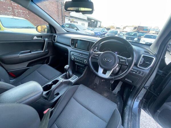 Kia Sportage view 2