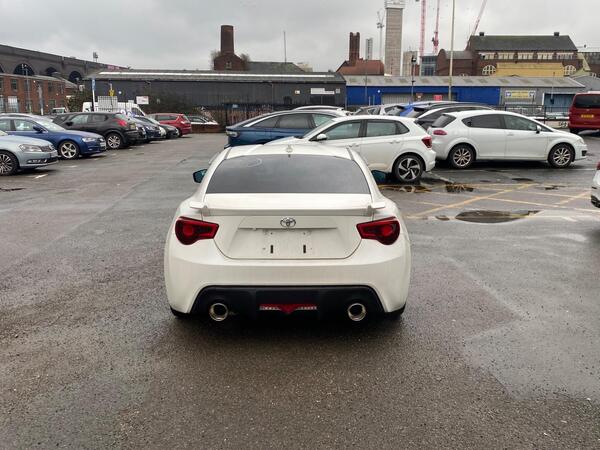 Toyota GT86 view 6