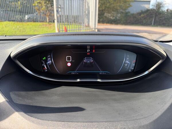 2018 Peugeot 3008 1.2 PureTech Allure EAT Euro 6 (s/s) 5dr