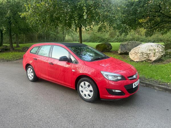 2014 Vauxhall Astra 1.6 16V Design Sports Tourer Auto Euro 5 5dr