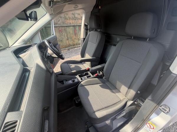 2023 Volkswagen Caddy 2.0 TDI C20 Commerce Pro DSG SWB Euro 6 (s/s) 5dr