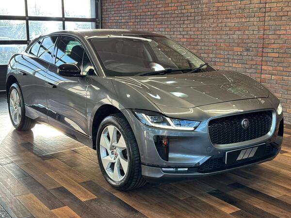 Jaguar I Pace view 5