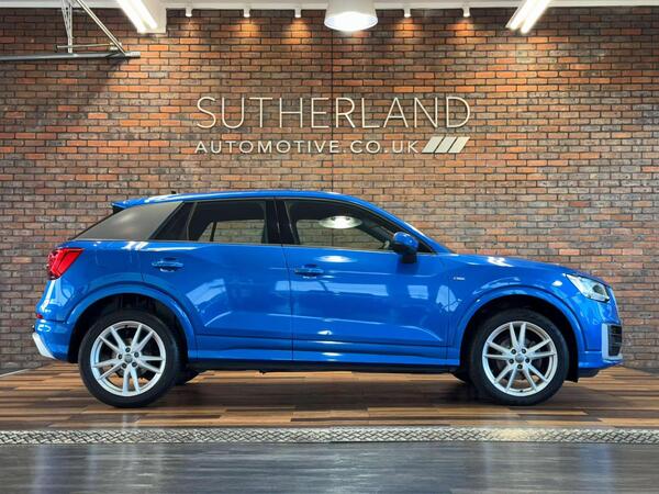 Audi Q2 view 3