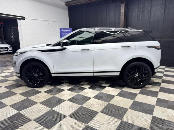 Land Rover Range Rover Evoque view 4