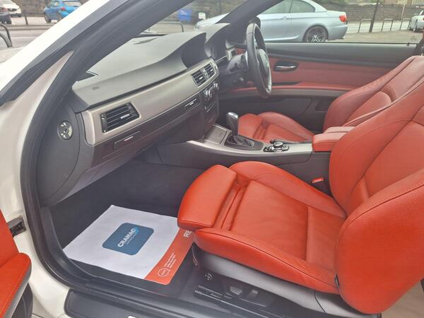 BMW 3 Series view 5