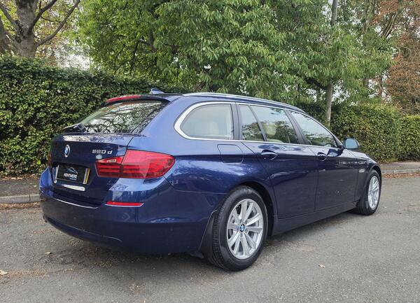 2015 BMW 5 Series 2.0 520d SE Touring Auto Euro 6 (s/s) 5dr