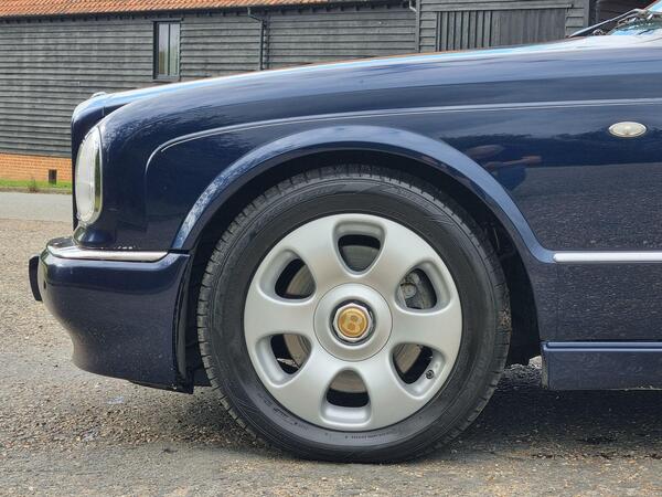 Bentley Arnage view 5