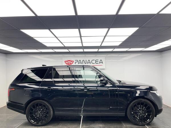 Land Rover Range Rover view 2