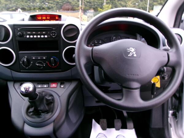 2014 Peugeot Partner Tepee 1.6 VTi Tepee S 5dr
