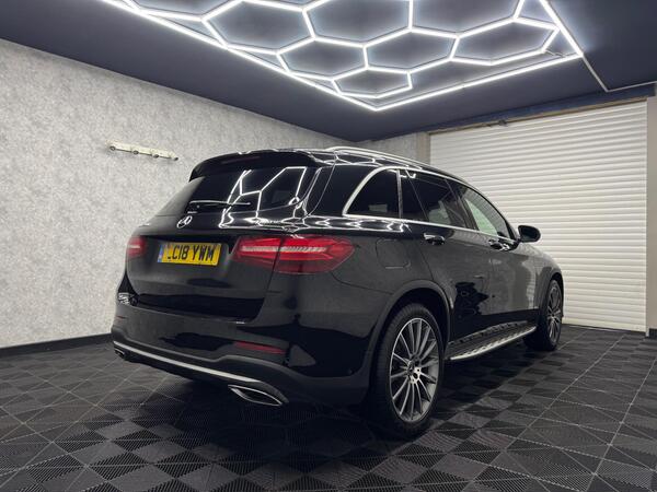 Mercedes-Benz GLC view 4
