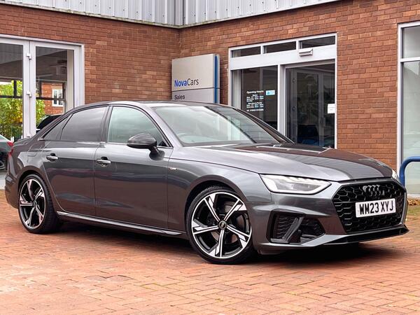 Audi A4 view 7