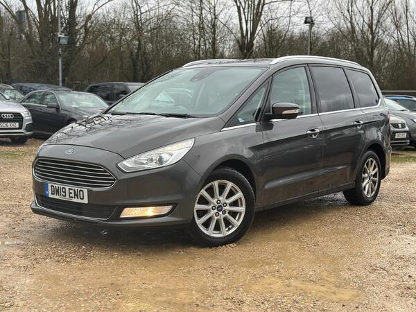 Ford Galaxy view 2