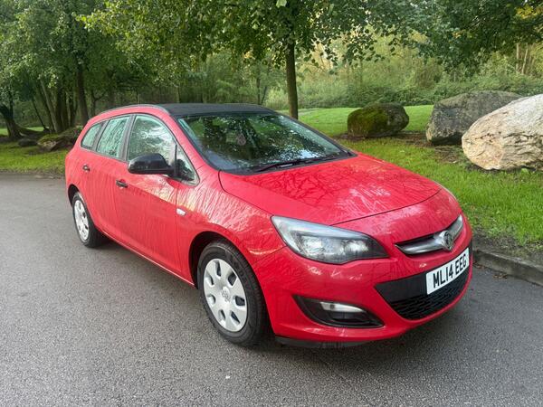 2014 Vauxhall Astra 1.6 16V Design Sports Tourer Auto Euro 5 5dr