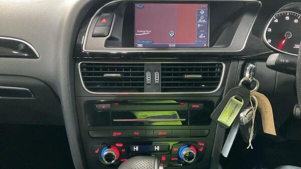 Audi A4 view 5