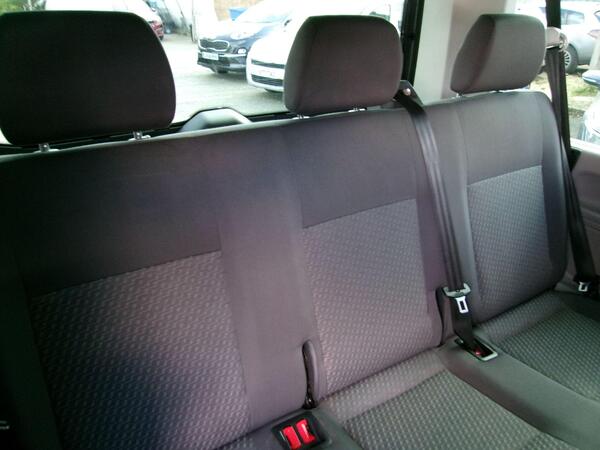 2014 Volkswagen Transporter Shuttle 2.0 TD T30 S L1 H1 4dr