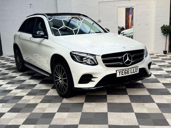 Mercedes-Benz GLC view 3