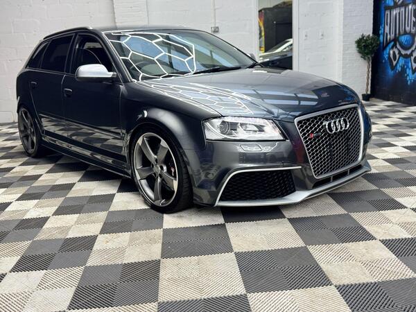 Audi RS3 view 6