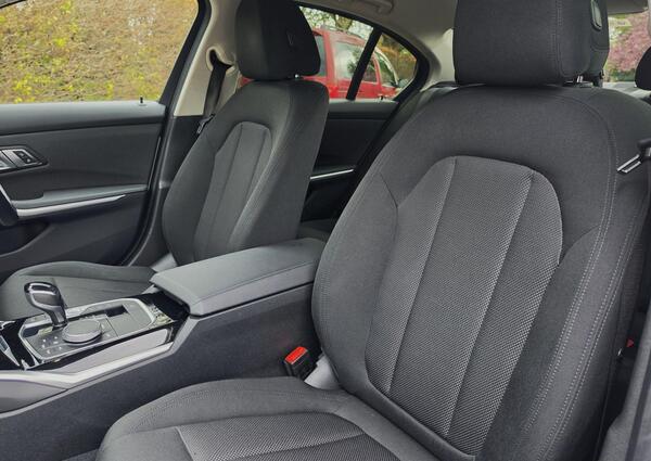 2019 BMW 3 Series 2.0 330e 12kWh SE Pro Auto Euro 6 (s/s) 4dr