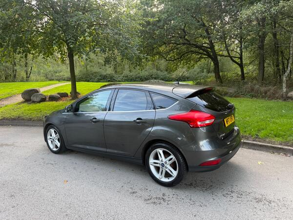 2017 Ford Focus 1.0T EcoBoost Zetec Edition Euro 6 (s/s) 5dr