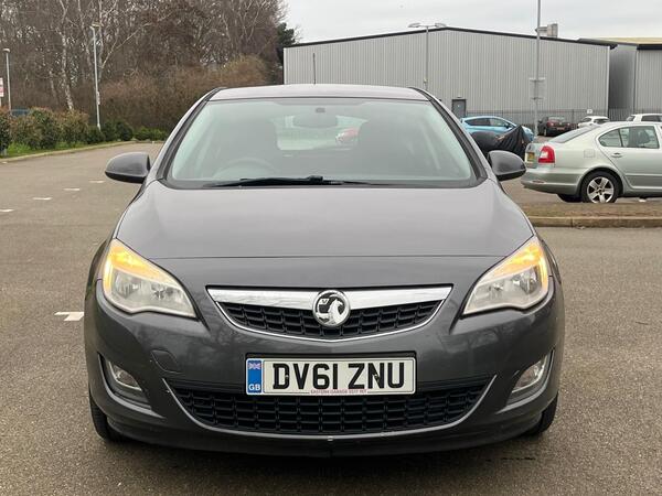 Vauxhall Astra view 7