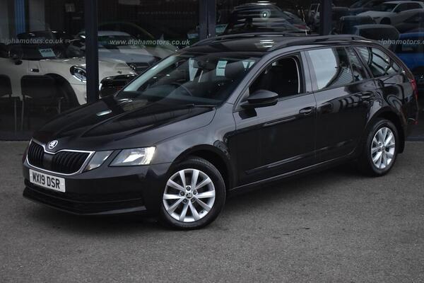 Skoda Octavia view 4