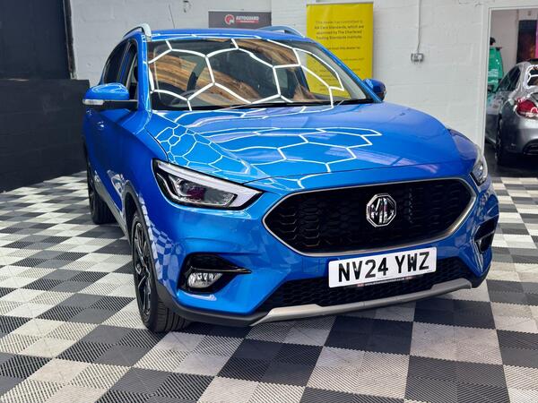 MG MG ZS view 2