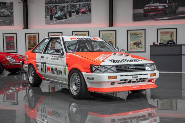 Toyota Corolla view 5