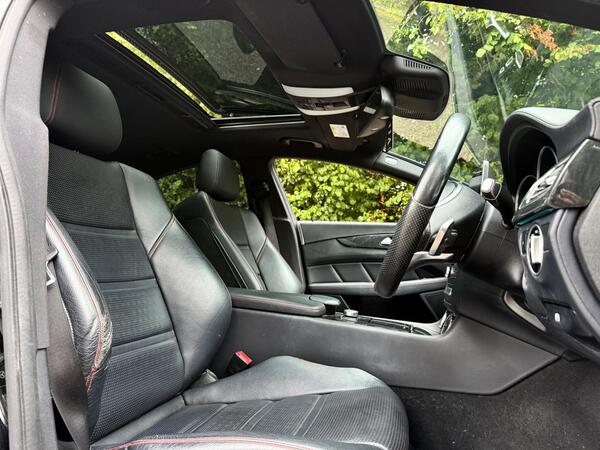 Mercedes-Benz CLS view 2