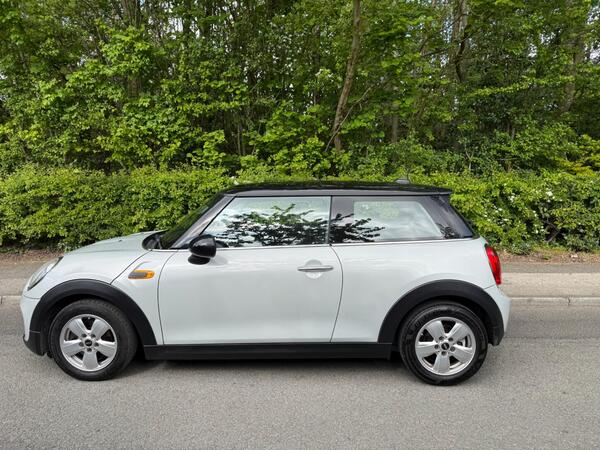 2014 MINI Hatch 1.5 Cooper D Euro 6 (s/s) 3dr