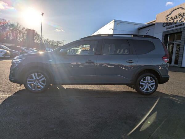 Dacia Jogger view 3