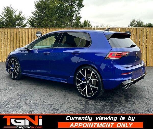 Volkswagen Golf view 2