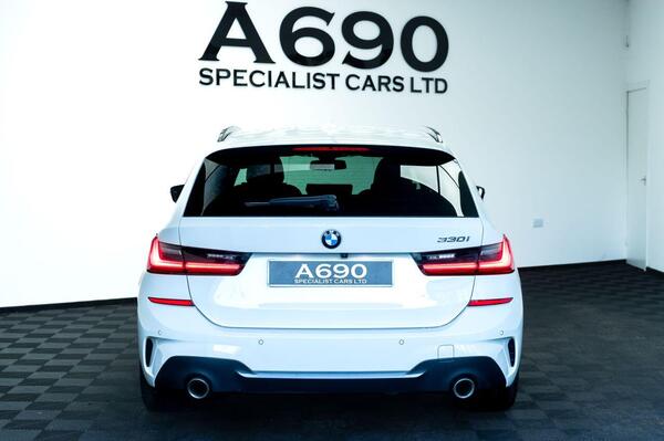 BMW 3 Series view 6