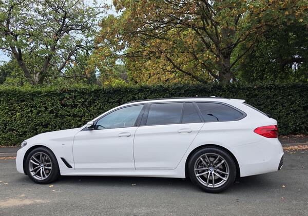 2019 BMW 5 Series 2.0 520d M Sport Touring Auto Euro 6 (s/s) 5dr