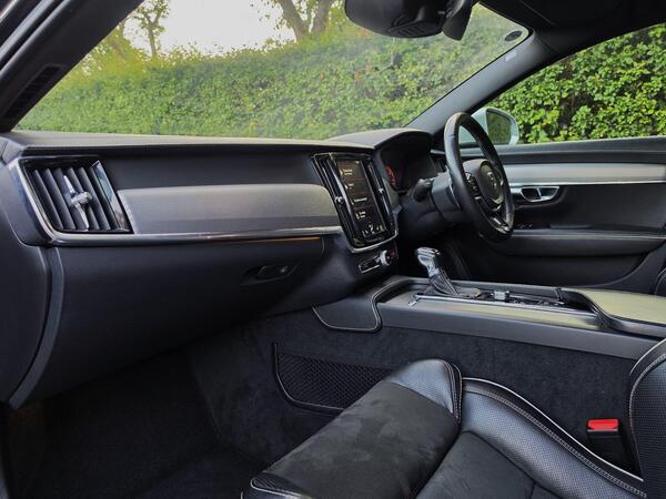 2019 Volvo V90 2.0 D5 PowerPulse R-Design Auto AWD Euro 6 (s/s) 5dr