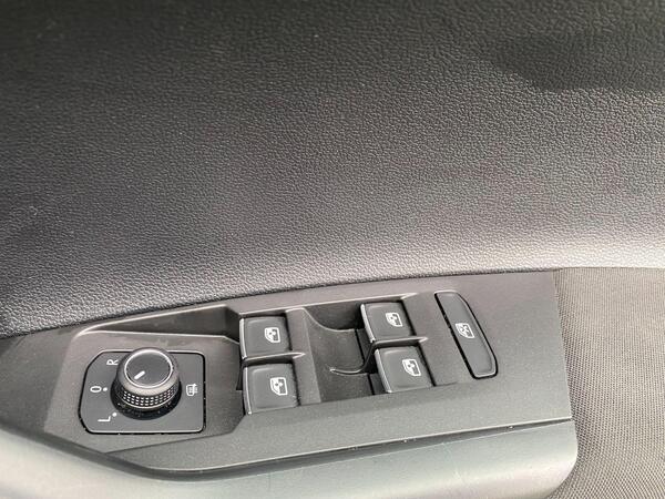 2018 Volkswagen Polo 1.0 TSI SE Euro 6 (s/s) 5dr
