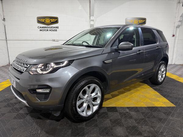Land Rover Discovery Sport view 5