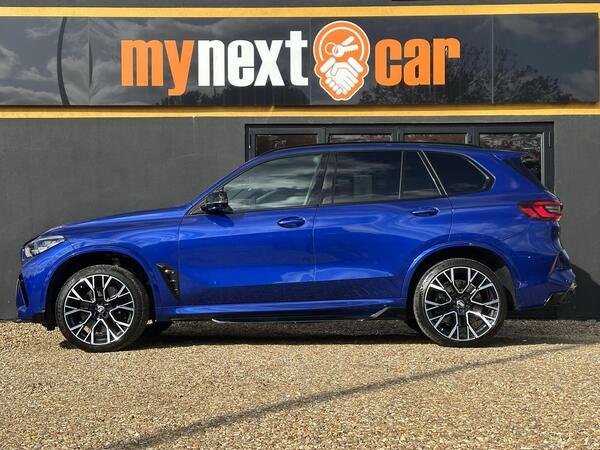 BMW X5 M view 5