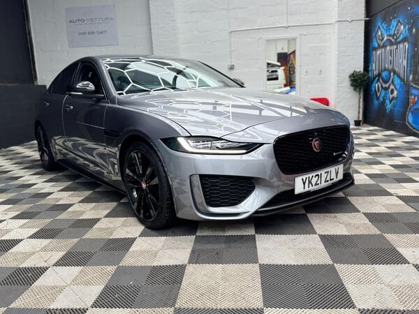 Jaguar Xe view 6