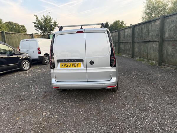 2023 Volkswagen Caddy 2.0 TDI C20 Commerce Pro DSG SWB Euro 6 (s/s) 5dr