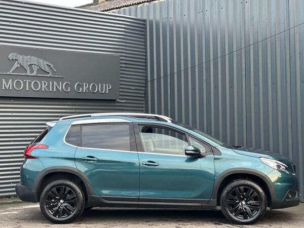 Peugeot 2008 view 3