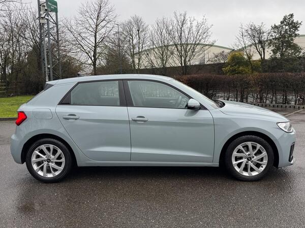 Audi A1 view 4