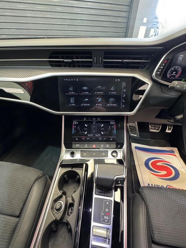 Audi A6 view 7