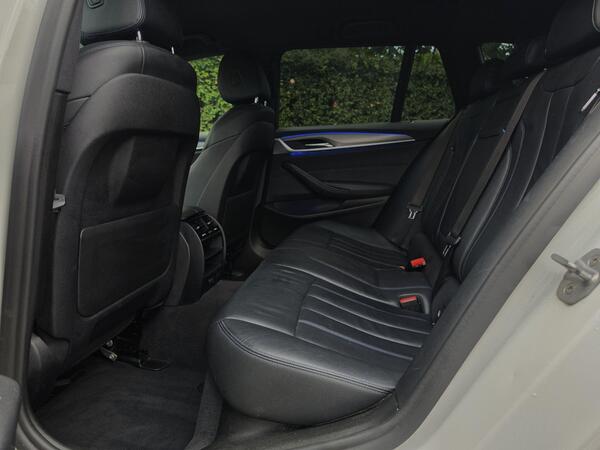 2019 BMW 5 Series 2.0 520d M Sport Touring Auto Euro 6 (s/s) 5dr