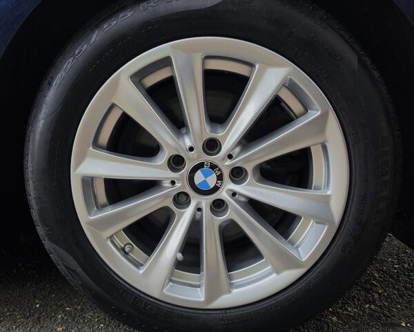 2015 BMW 5 Series 2.0 520d SE Touring Auto Euro 6 (s/s) 5dr