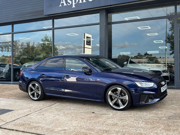 Audi A4 view 6