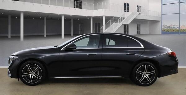 Mercedes-Benz E-Class view 5