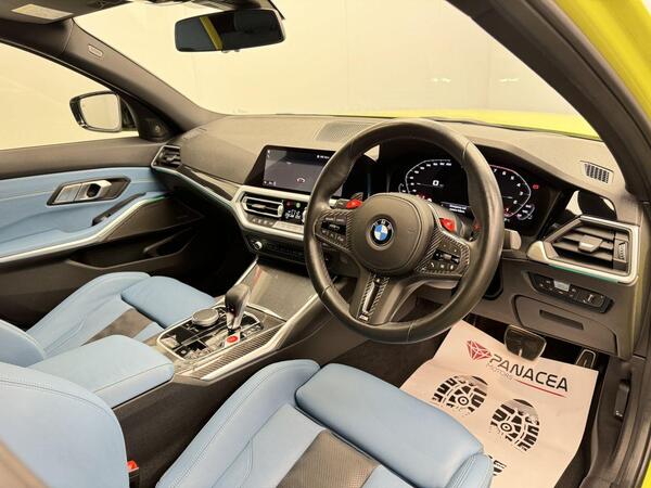 BMW M3 view 3